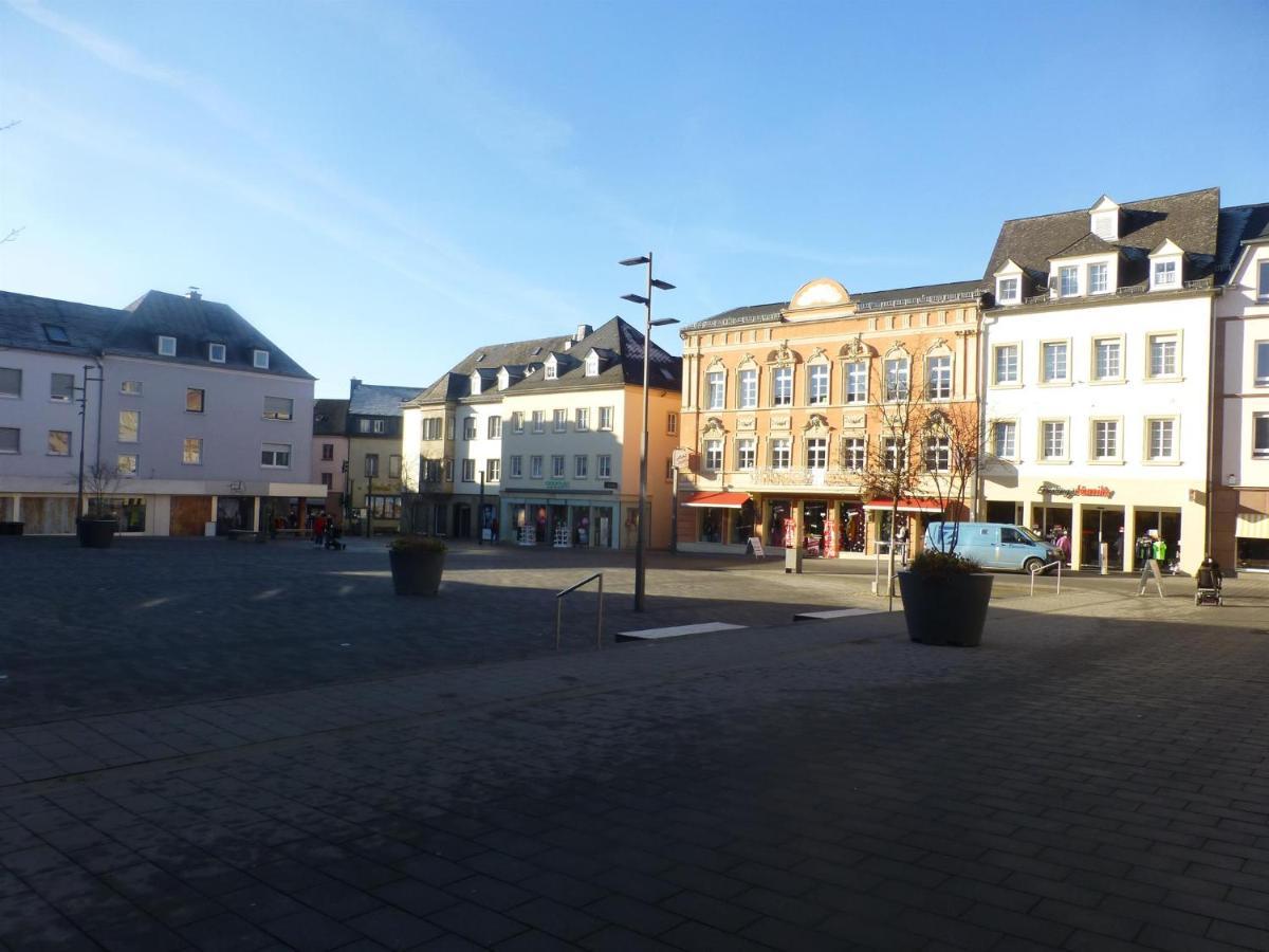 Bit-City Studio Und Appartement Bitburg Bagian luar foto